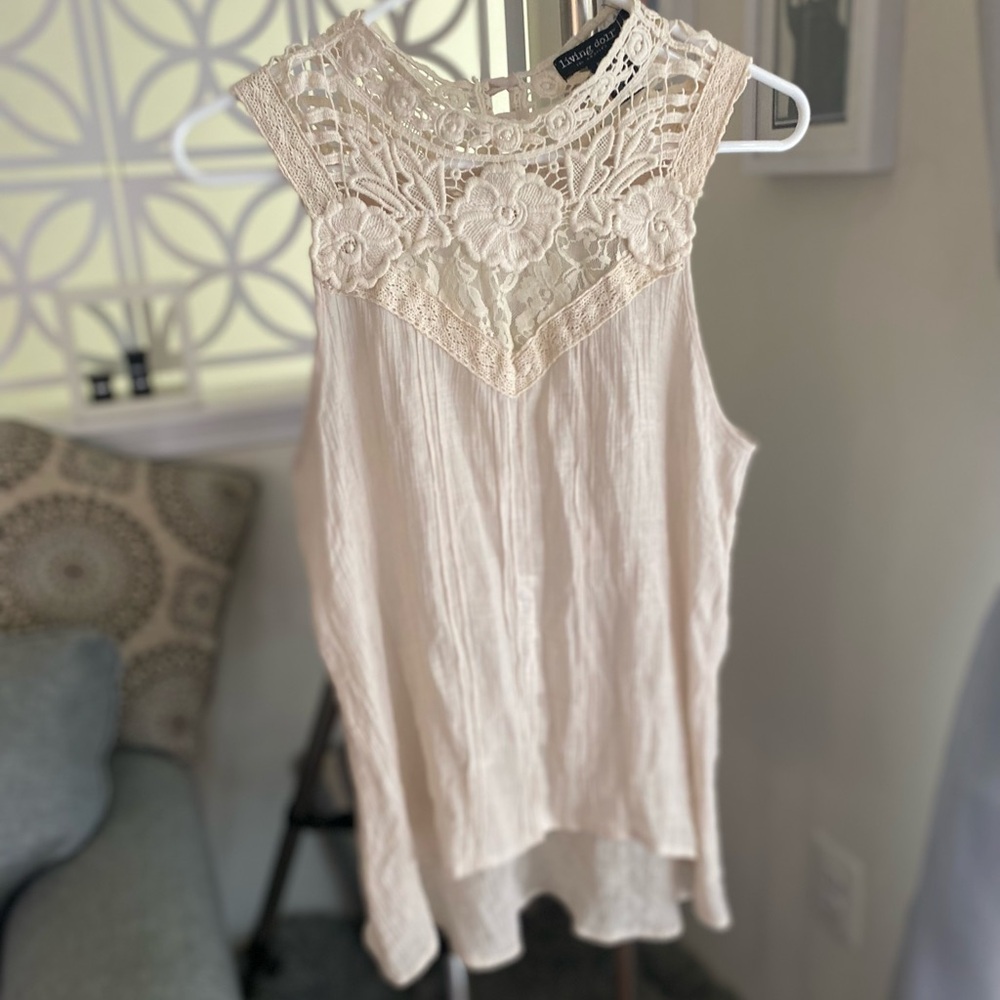 🌟3 for $30 🌟 Living Doll | Ivory Lace Sleeveless Top | M 🕦
